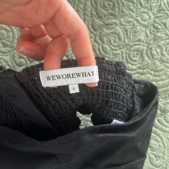 WeWoreWhat Black Smocked Strapless Bandou - Picture 3 of 4